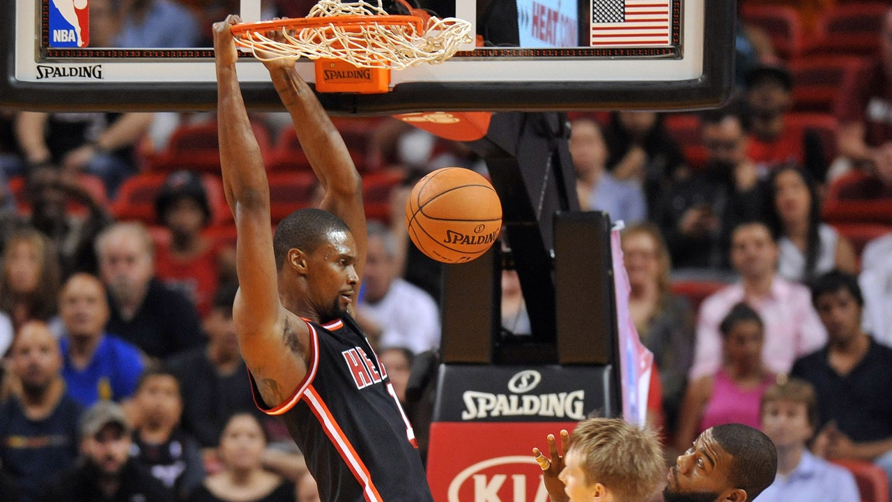 Heat hold on against Pistons to stay hot at home